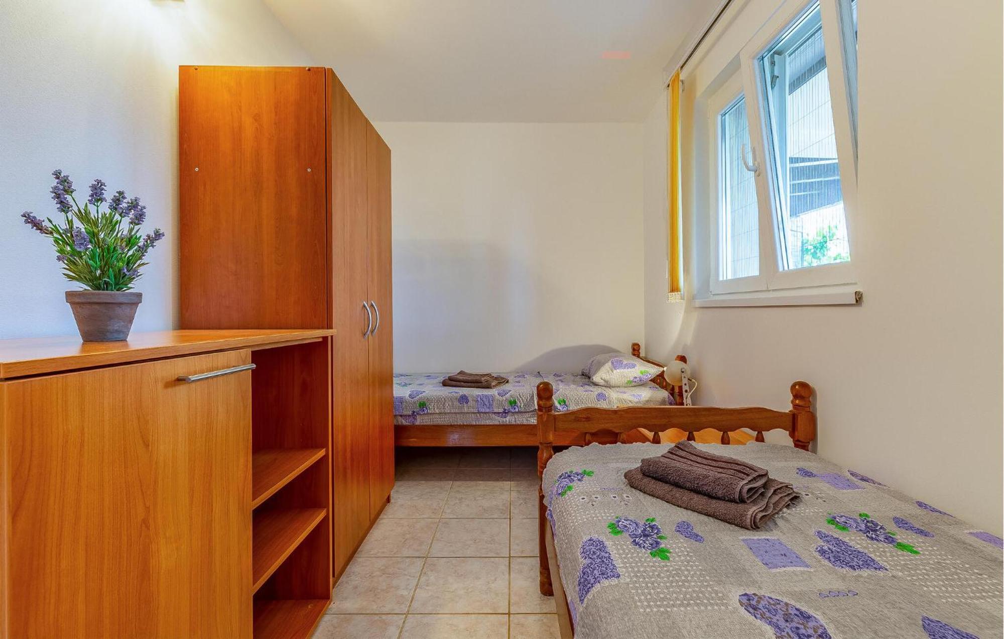 Cozy Apartment In Pula With Kitchen Esterno foto